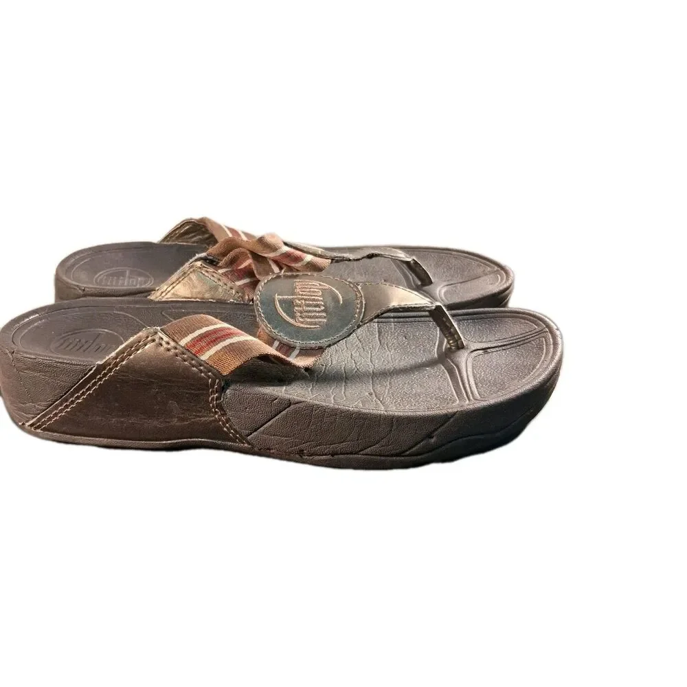 Women's FitFlop Brown Stripe Thong Webbing Leather Sandal Women's Size 8